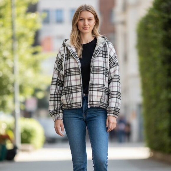 Sweet Rain Plaid Heavy Sherpa Lined Jacket Coat Young Contemporary L Large - Picture 1 of 8